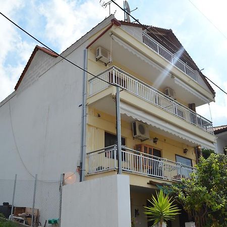Emmeleia Accommodation By Maria Riga Uranópolis Exterior foto